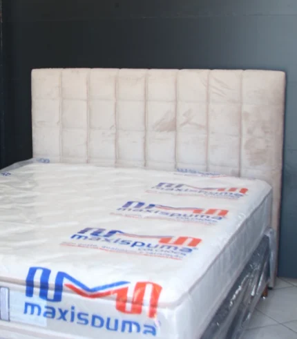 Cabeceira Estofada Daniela